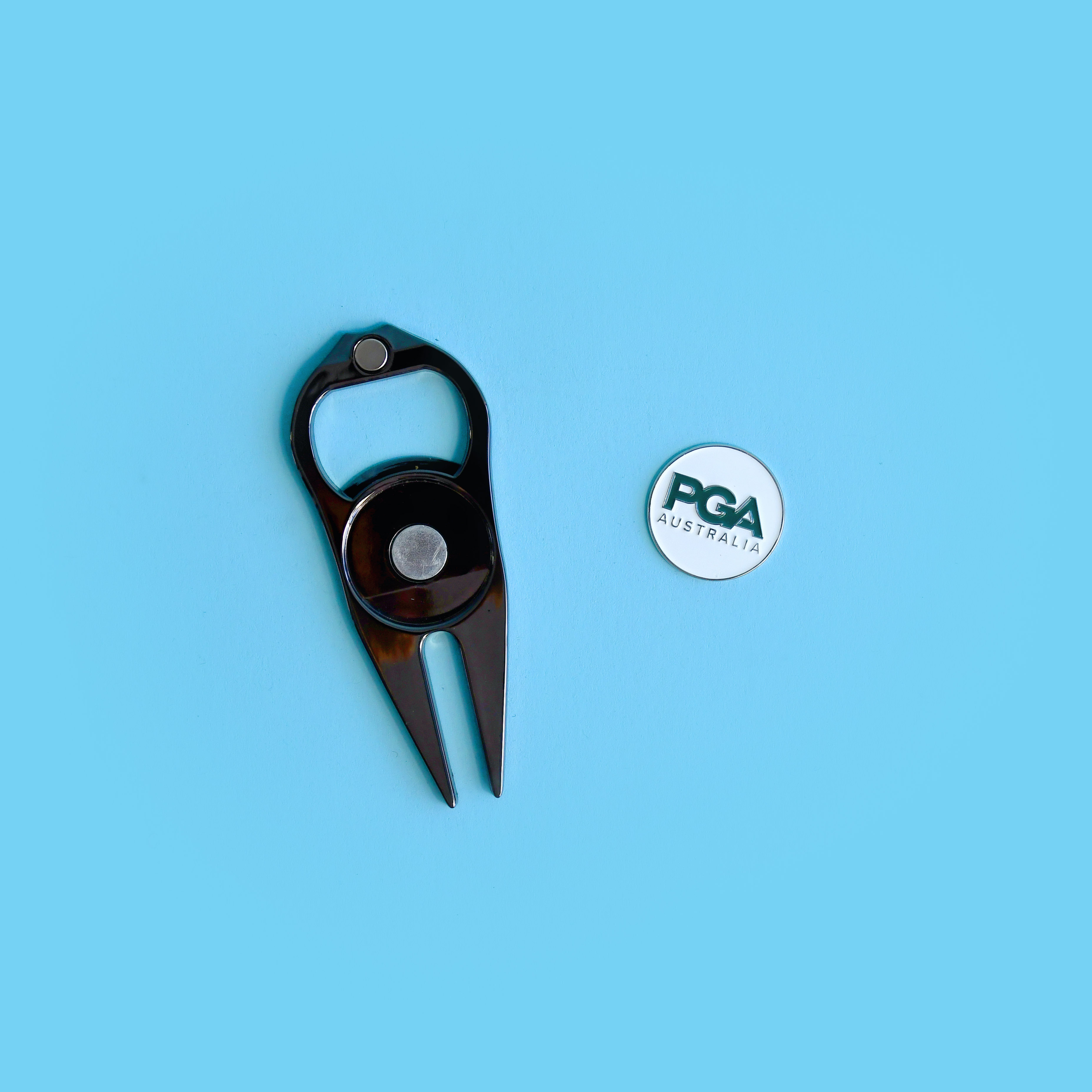 02_Golf-Bottle-Opener Custom Made Divot Tool