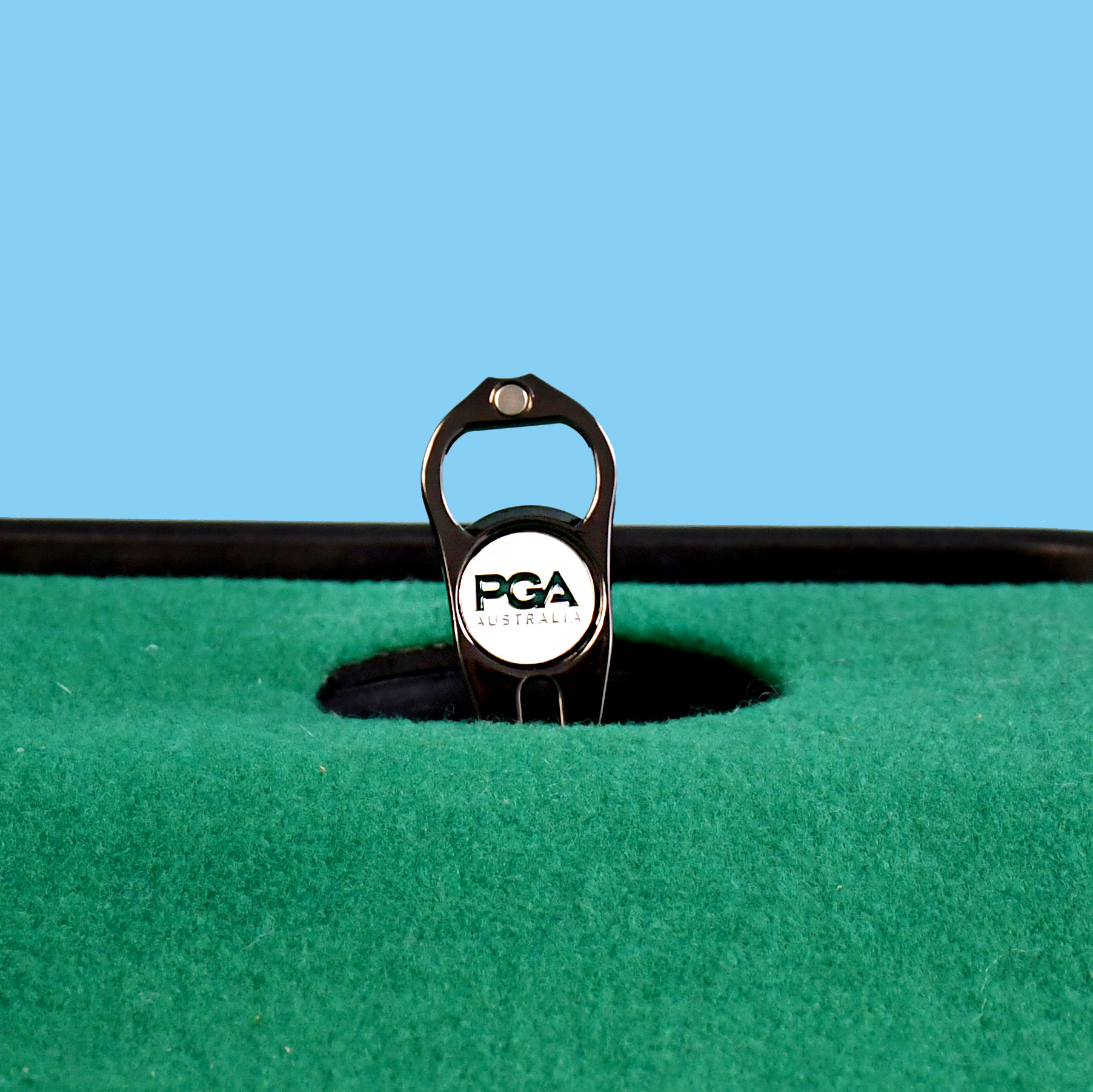 06_Golf-Bottle-Opener Custom Made Divot Tool