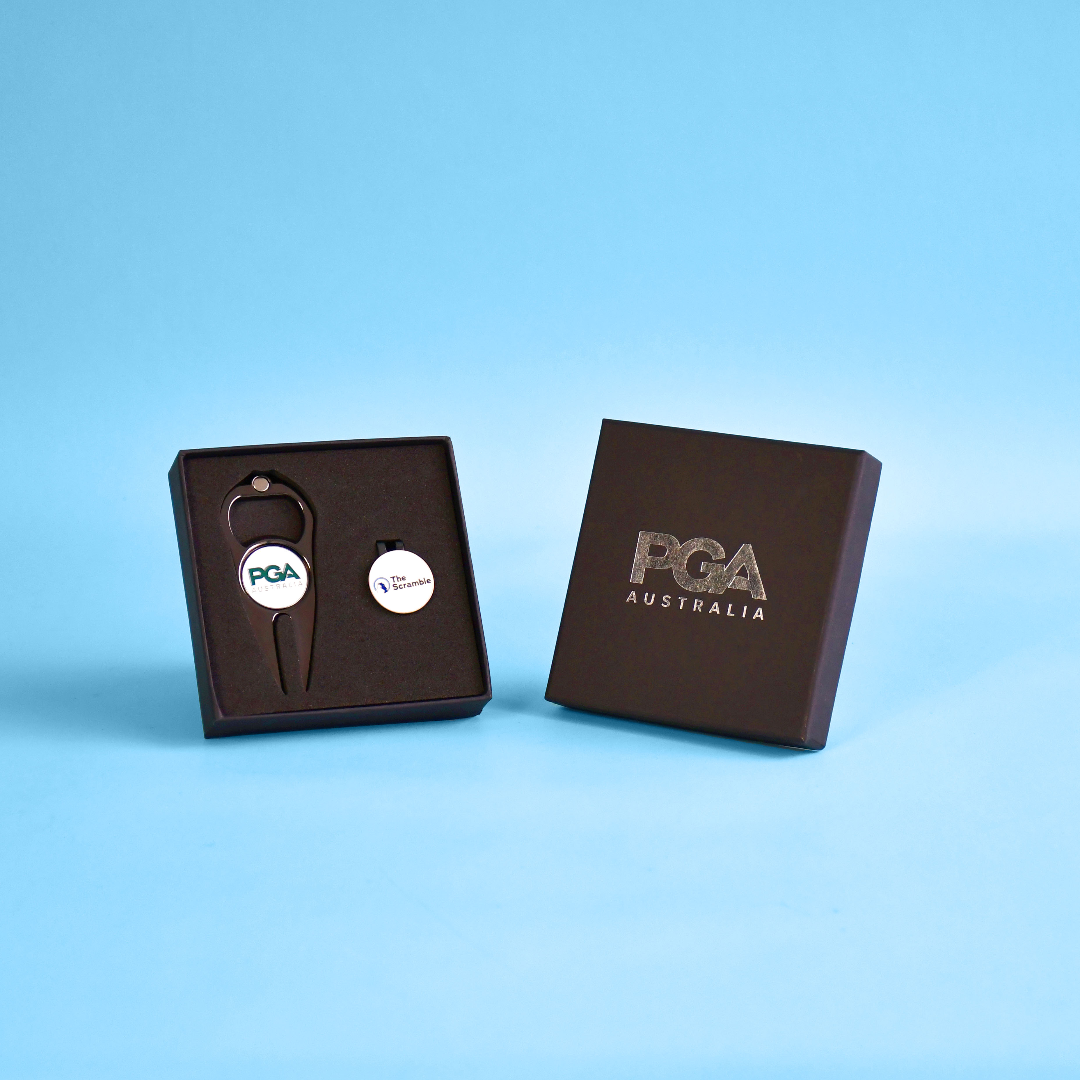 07_Golf-Bottle-Opener Custom Made Divot Tool & Hat Clip Set