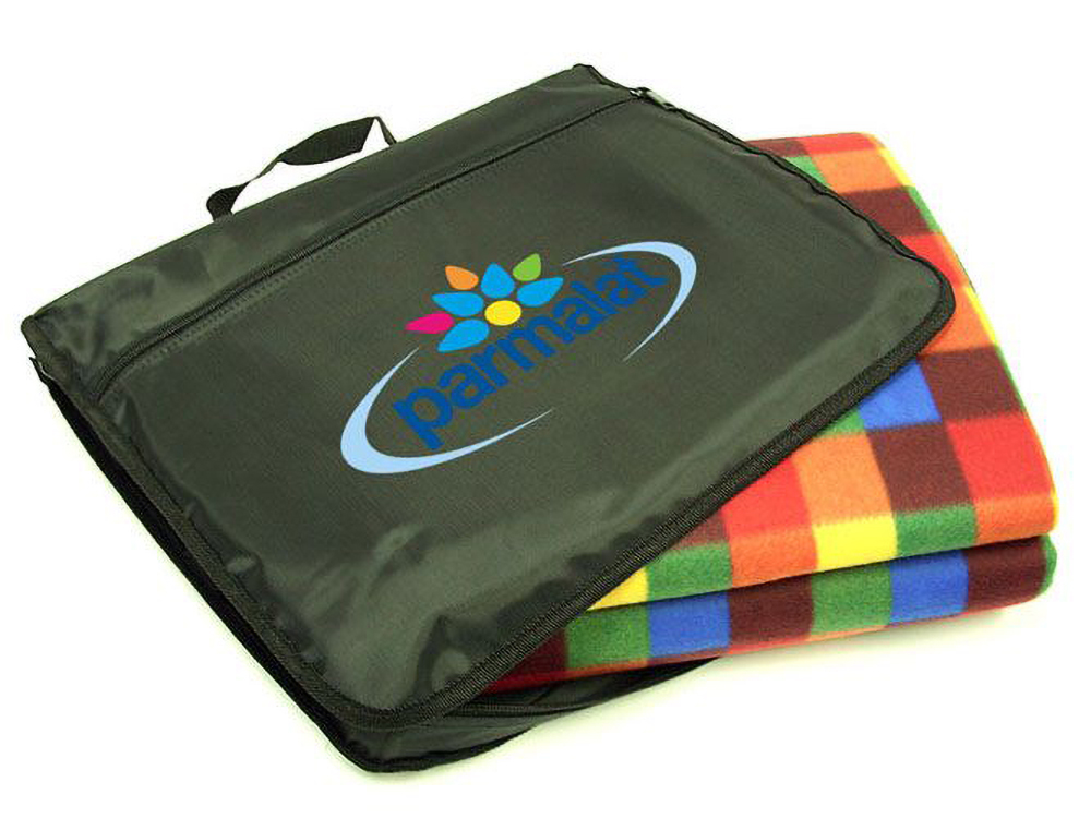 7854_sample1 Picnic Rug in Carry Bag