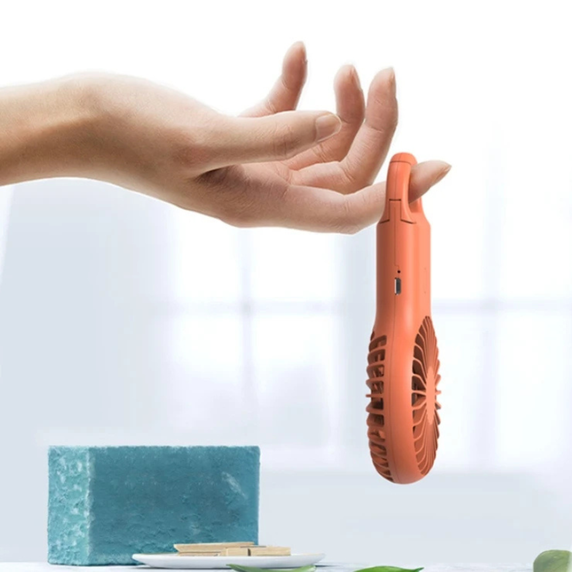 Rise Pocket Fan